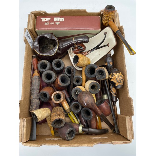 450 - BOX OF VARIOUS SMOKING PIPES AND PIPE HOLDER