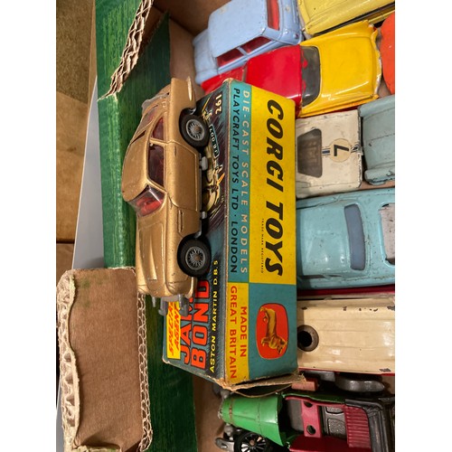 511 - TRAY OF PLAYWORN DINKY TOY DIECAST MODELS PLUS MODELS OF YESTER YEAR, AND A SELECTION OF CORGI AND M... 