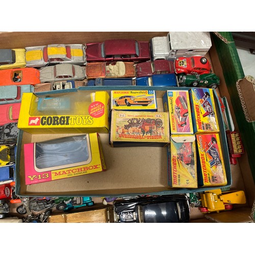 511 - TRAY OF PLAYWORN DINKY TOY DIECAST MODELS PLUS MODELS OF YESTER YEAR, AND A SELECTION OF CORGI AND M... 