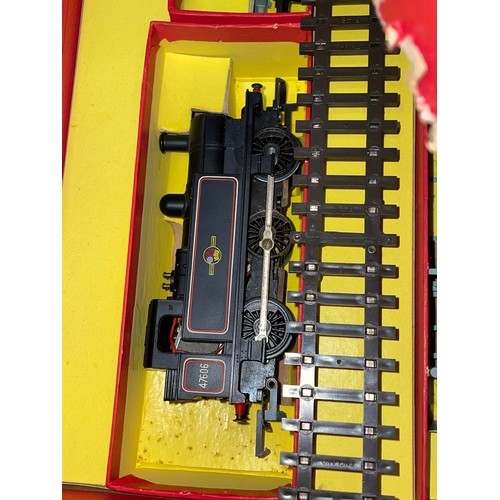 535 - TRIANG HORNBY MODEL ELECTRIC TRAIN SET CAR-A-BELLE NUMBER RS.62