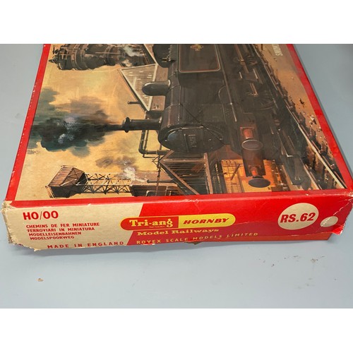 535 - TRIANG HORNBY MODEL ELECTRIC TRAIN SET CAR-A-BELLE NUMBER RS.62