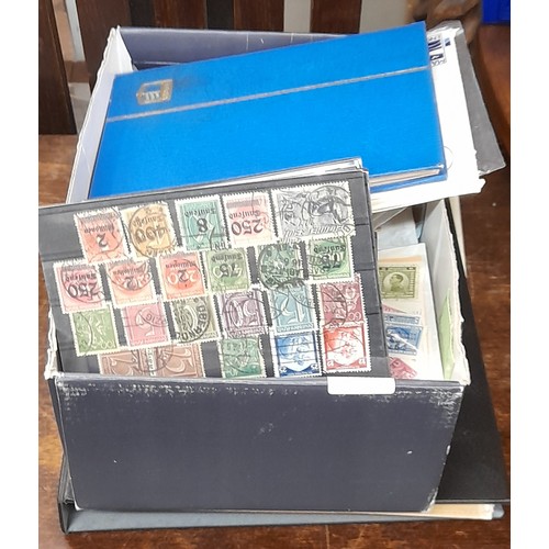 507 - ALBUMS OF WORLD AND COMMONWEALTH COLONY POSTAGE STAMPS AND SHOE BOX OF CARDS OF STAMPS