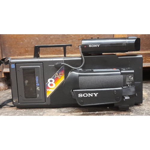 518 - CASED SONY VIDEO 8 AF PAL CAMERA KIT