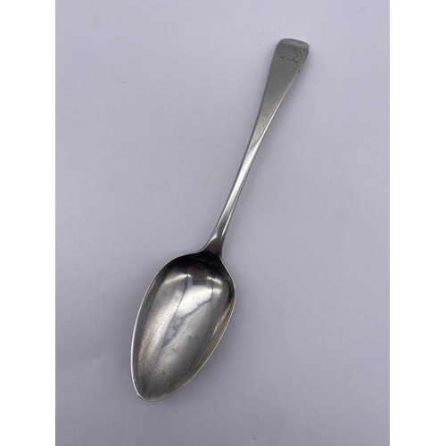 466 - SET OF FOUR GEORGIAN LONDON SILVER SPOONS AND ONE OTHER 10.10 OZ APPROX