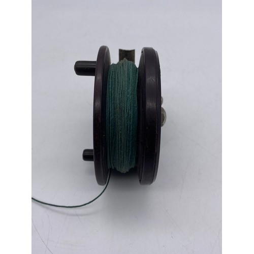 496 - VINTAGE BAKELITE ALLCOCK AERIALITE CENTRE PIN FISHING REEL