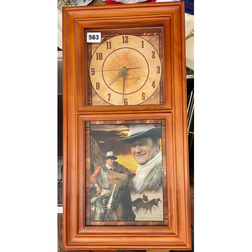 563 - BRADFORD EXCHANGE JOHN WAYNE TIMELESS HERO STAINED GLASS CLOCK