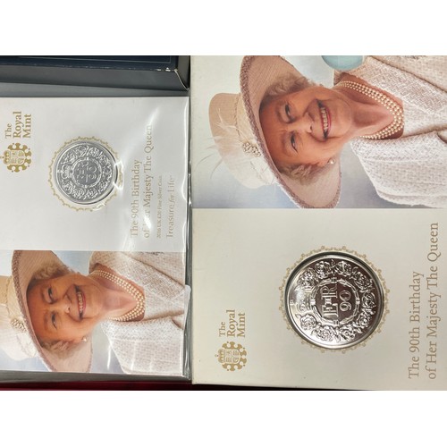 613 - QUEEN ELIZABETH II ENAMEL PLATED PROOF MEDALLION SET, BOXED 2017 UK FIVE POUND SILVER PROOF PIEDFORT... 