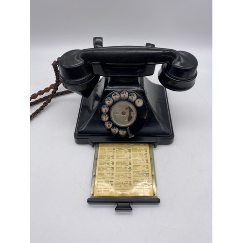 445 - VINTAGE BLACK BAKELITE TELEPHONE