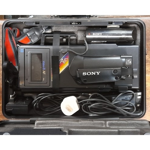 518 - CASED SONY VIDEO 8 AF PAL CAMERA KIT