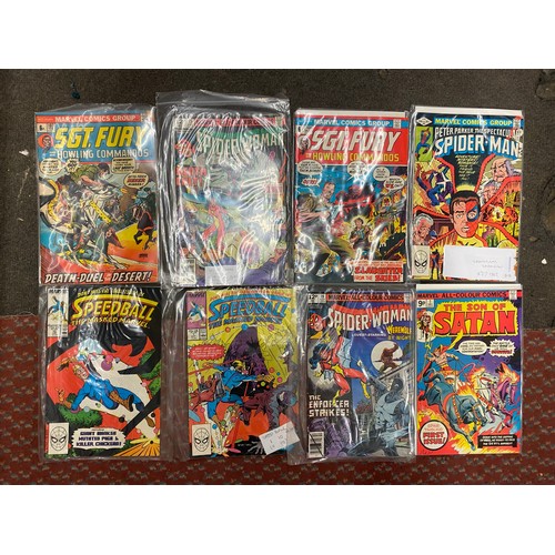 576 - BOX OF AMERICAN MARVEL COMICS RANGING FROM THE 1970S-90S (112 COMIC BOOKS TOTAL)