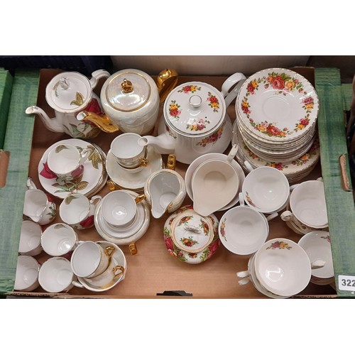 322 - ROYAL STANDARD ENGLISH ROSE BONE CHINA COFFEE SET, LUSTRE COFFEE SET AND OLD COUNTRY ROSE STYLE PLAT... 