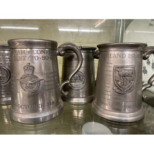 298 - SET OF 10 GLASS BOTTOMED PEWTER COMMEMORATIVE TANKARDS, FAMOUS BATTLES, RAF AND WARFARE