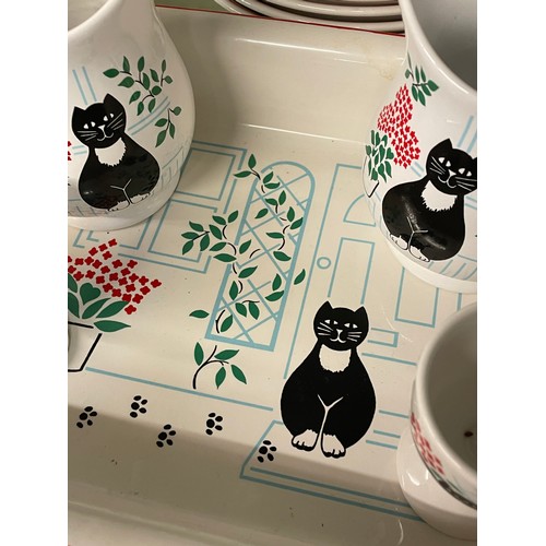 300 - SADLER BLACK CAT PATTERN TABLE SERVICE