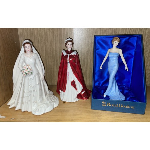 367 - BOXED ROYAL DOULTON DIANA PRINCESS OF WALES, AND ROYAL WORCESTER THE QUEENS 80TH BIRTHDAY AND DIAMON... 