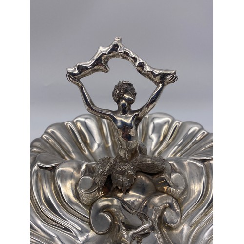 383 - GOOD QUALITY PLATED FIGURAL HORS D'OUVRES DISH 15cm