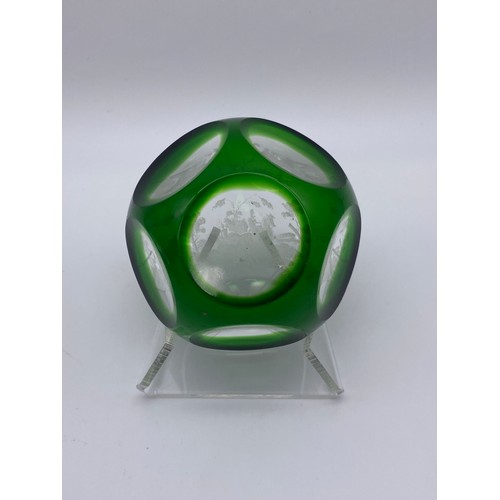 428 - WEDGWOOD 1952-77 QUEEN SILVER JUBILEE CUT GLASS PAPERWEIGHT AND A GREEN FACETED PAPERWEIGHT WITH ETC... 