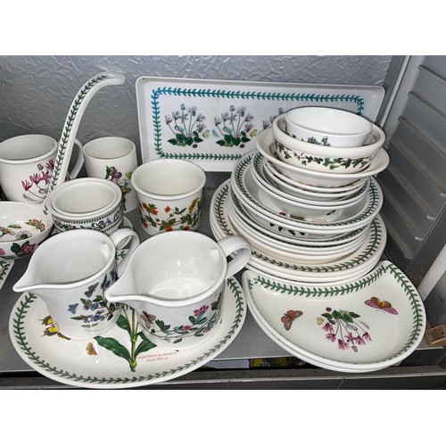 234 - PORT MERRION TABLE WARES INC BOWLS, CONDIMENTS, LADLES, JUGS