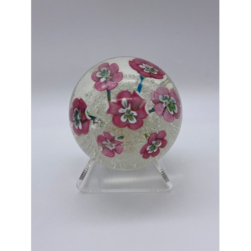 408 - SIX MURANO GLASS PAPERWEIGHTS INCLUDING VEGETABLE BASKET, SEALS, AND MAZZAGA FLOWER CUSHION EXAMPLE