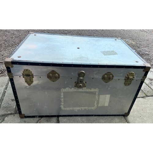 179 - LARGE CABIN TYPE TRAVEL TRUNK