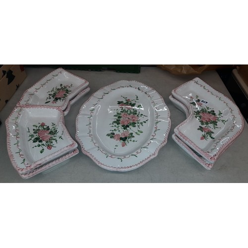 470 - CABBAGE ROSE DECORATED HORS DOURVE TRAY AND PLATTERS