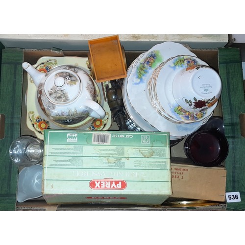 536 - CARTON CONTAINING DESSERT SETS, PART TEA SET, BOXED PYREX, AND CANTEEN OF CUTLERY