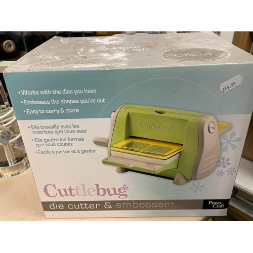 528 - CUTTLE BUG CRAFTING EMBOSSER