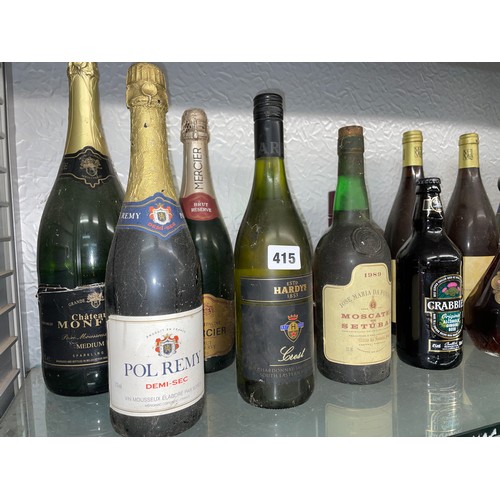 415 - SELECTION OF BOTTLED WINES AND LIQUEURS