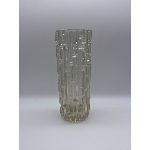 636 - SKLO UNION GLASS MAZE VASE DESIGNED BY FRANTISEK VIZNER 25CM