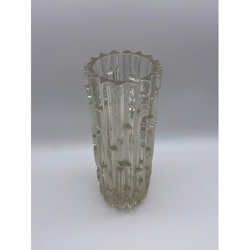 636 - SKLO UNION GLASS MAZE VASE DESIGNED BY FRANTISEK VIZNER 25CM