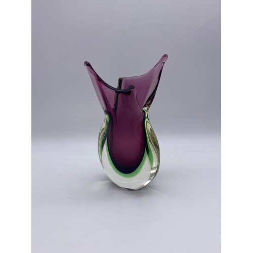 631 - MURANO SOMMERSO PURPLE SPLIT FISH TAIL VASE 21CM