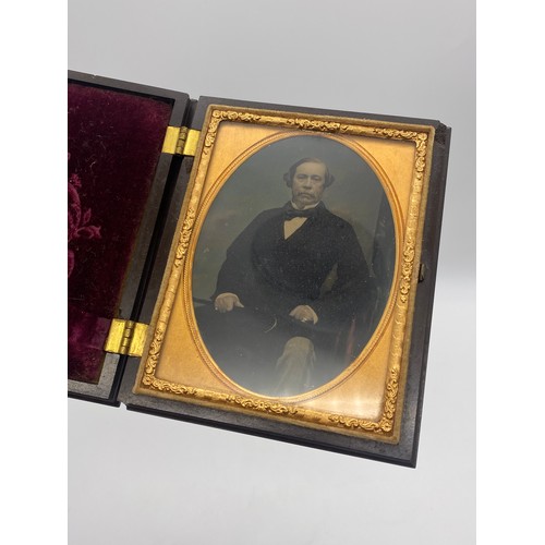 595 - 19TH CENTURY VELVET CASED PORTRAIT PHOTOGRAPH OF A SEATED GENTLEMAN (12.5CM X 10CM CLOSED) PICTURE I... 