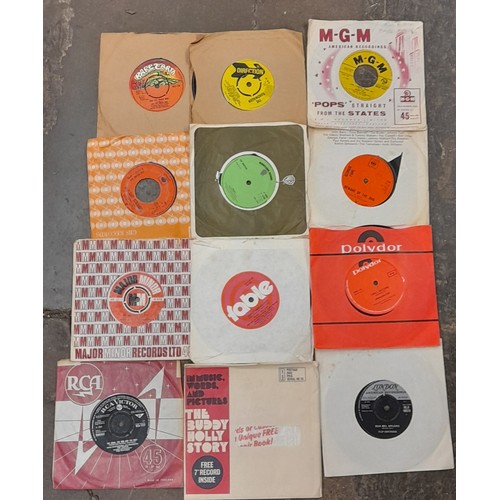 545 - VINYL BOX OF VINYL 45S RPM SINGLES MAINLY FROM 1960S