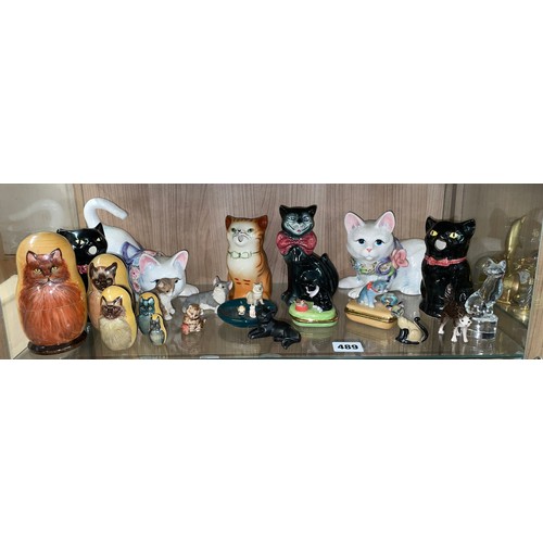 489 - SHELF OF CAT RELATED ORNAMENTS INCLUDING NESTING DOLLS, CREAMERS, TRINKET BOXES