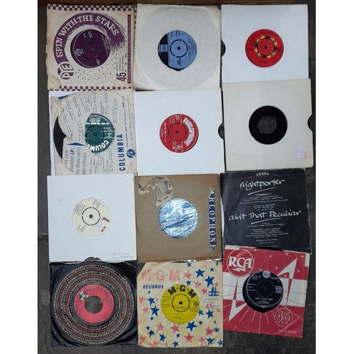 344 - TRAY OF VINYL 45 RPM RECORDS