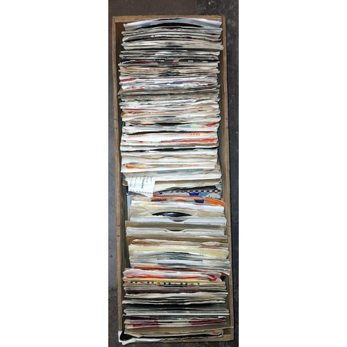 344 - TRAY OF VINYL 45 RPM RECORDS