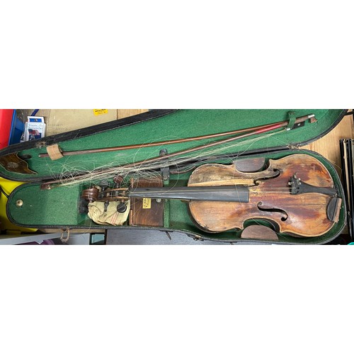 614 - VERY DISTRESSED VIOLIN AND BOWS IN CASE