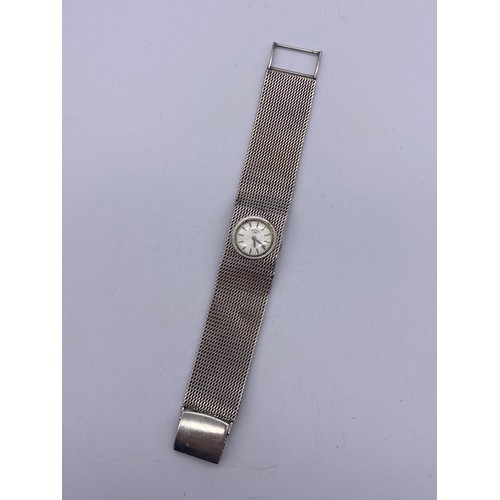 677 - LADIES ROTARY SILVER MESH BRACELET WRISTWATCH