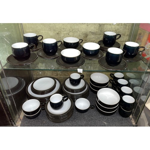 217 - SHELF OF DENBY BLACK AND WHITE STONEWARE DINNER AND TABLEWARES