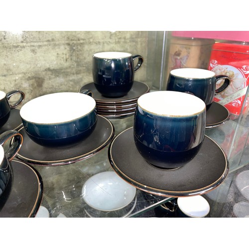 217 - SHELF OF DENBY BLACK AND WHITE STONEWARE DINNER AND TABLEWARES