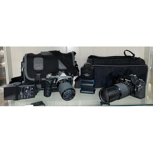 167 - PENTAX ME SUPER 35 M FILM CAMERA AND A NIKON F301 FILM CAMERA IN TRAVEL CASES/BAGS AND ATTACHMENTS