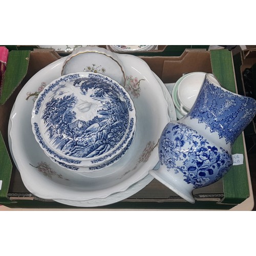 333 - TWO CARTONS CONTAINING BLUE AND WHITE TRANSFER WARE, LARGE WASH BOWLS, MASONS REGENCY SAUCERS, AND R... 