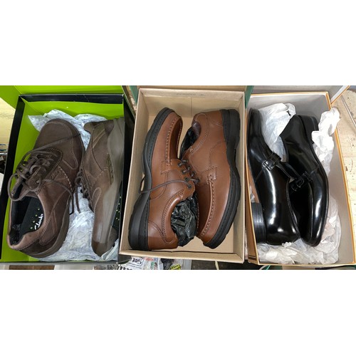 365 - THREE PAIRS OF GENTS LEATHER SHOES SIZE 8