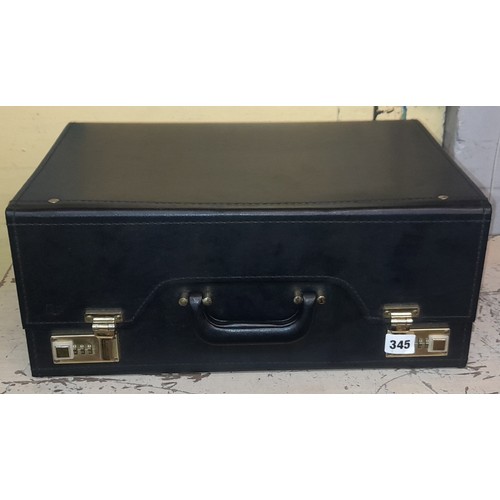 345 - ATTACHE/BRIEF CASE