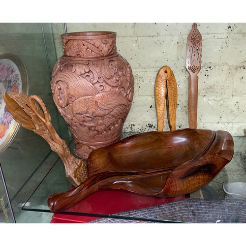 224 - CARVED WOODEN EASTERN DESIGN VASE, TREEN LEAF BOWL, NOVELTY NUTCRACKER AND LETTER KNIFE