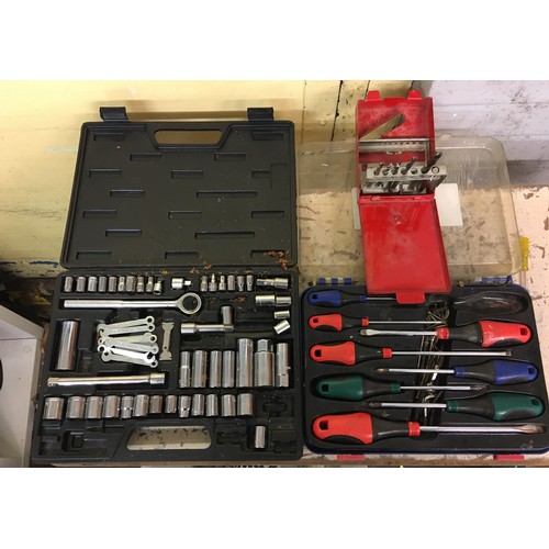 367 - PERFORMANCE TWO GEAR IMPACT DRILL, BOSCH SANDER, AND CASED SET OF SCREW DRIVERS