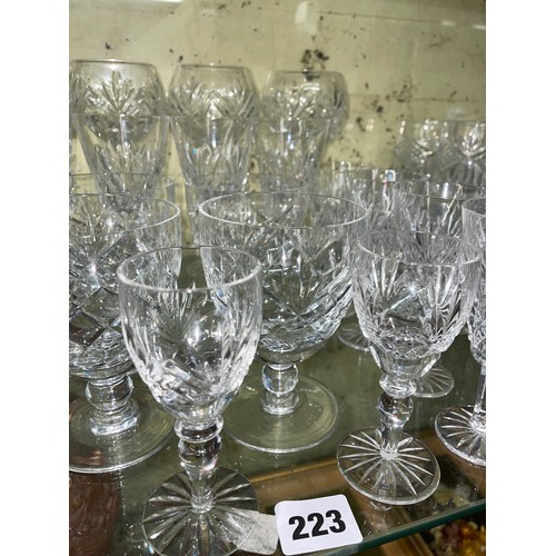 223 - SHELF OF GOOD QUALITY CUT GLASSWARE INCLUDING BRANDY BALLOONS, WATERFORD CRYSTAL KYLEMORE CHAMPAGNE/... 