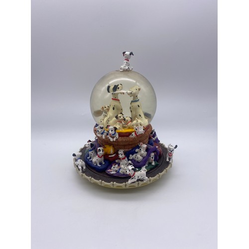 273 - DISNEY 101 DALMATIANS CAROUSEL SNOW GLOBE