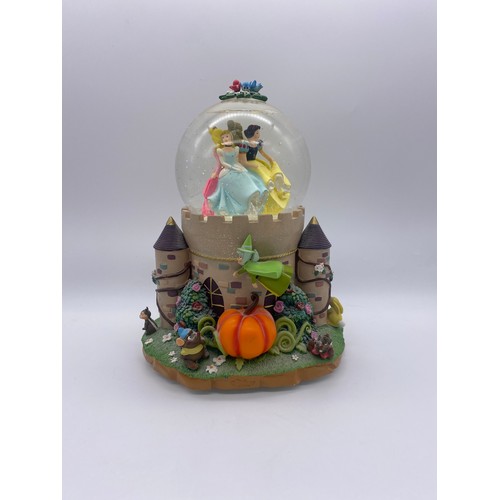 279 - DISNEY PRINCESS CASTLE FLYING FAIRY SNOW GLOBE