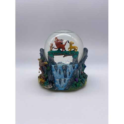 286 - DISNEY LION KING HAKUNA MATATA SNOW GLOBE