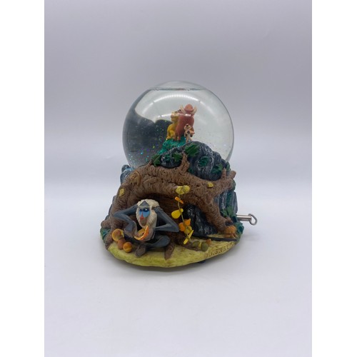 286 - DISNEY LION KING HAKUNA MATATA SNOW GLOBE